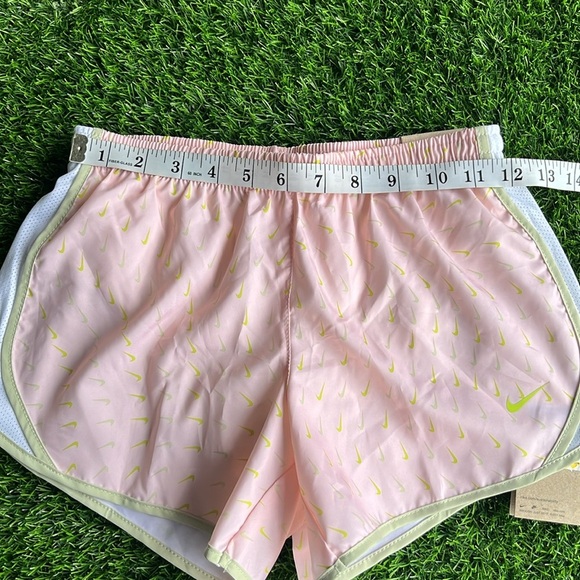 NIKE Dri Fit Kids Running Shorts size medium - Picture 2 of 8
